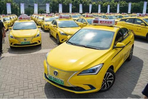 为啥它是重庆新能源出租车的首选?产品有保障 还是本土品牌-新浪汽车